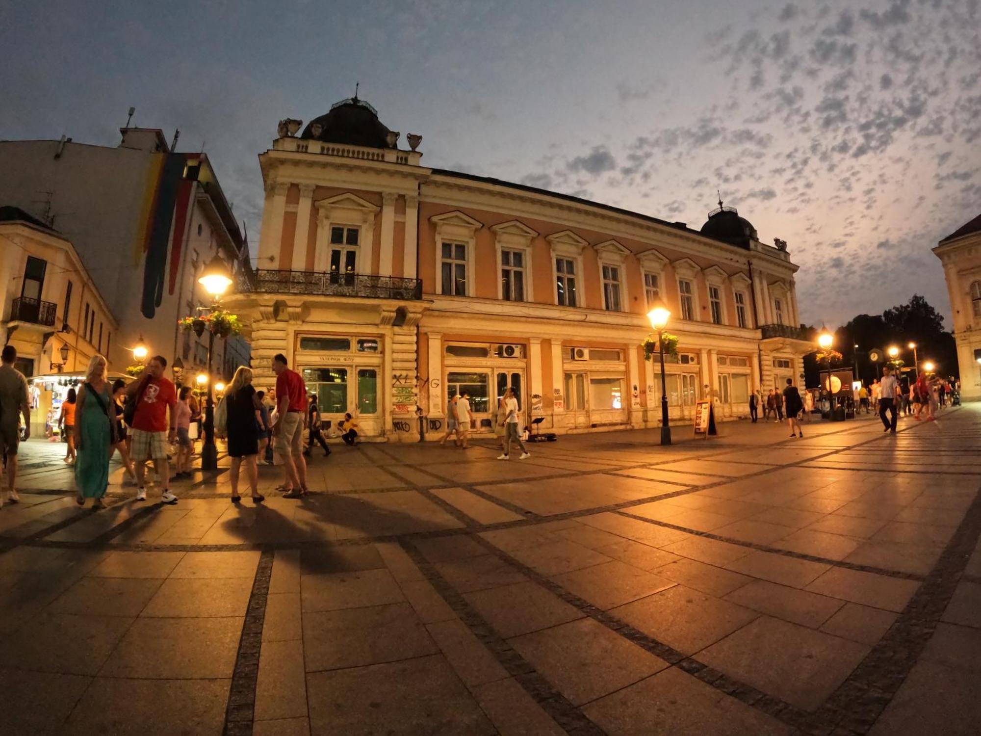 Iva City Center Belgrado Exterior foto